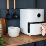 Ingen skrubning nødvendig: Sådan rengør du din airfryer med 2 ingredienser
