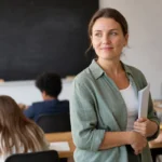 Hvad tjener en folkeskolelærer?